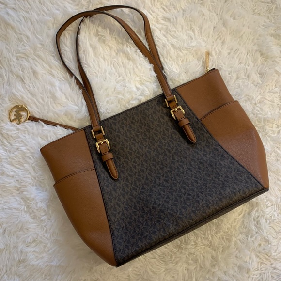 Michael Kors Large Zip-Top Bag, Never Used - Picture 2 of 14